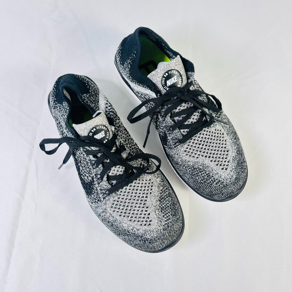 Nike Women Free RN Flyknit 2018 Sz 7.5   - Black/White